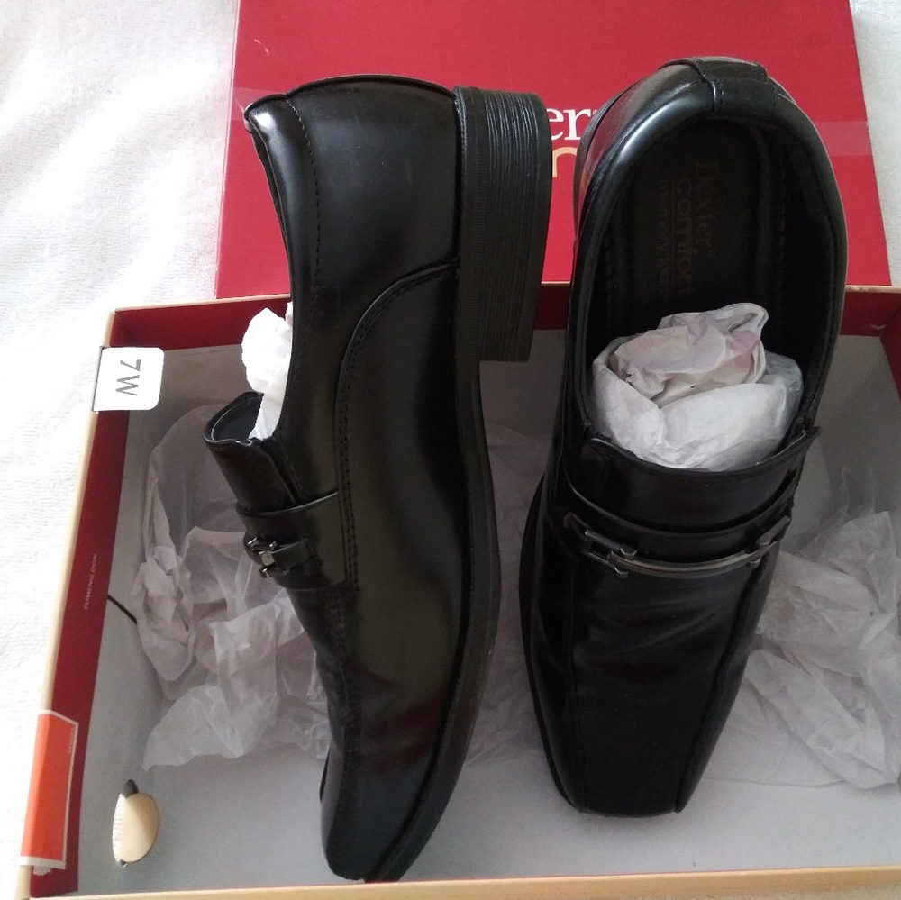 Shoes - Picture 3 of 3